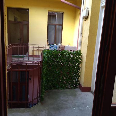 Ara Modern Apartament Apartment ออราแด ภายนอก รูปภาพ