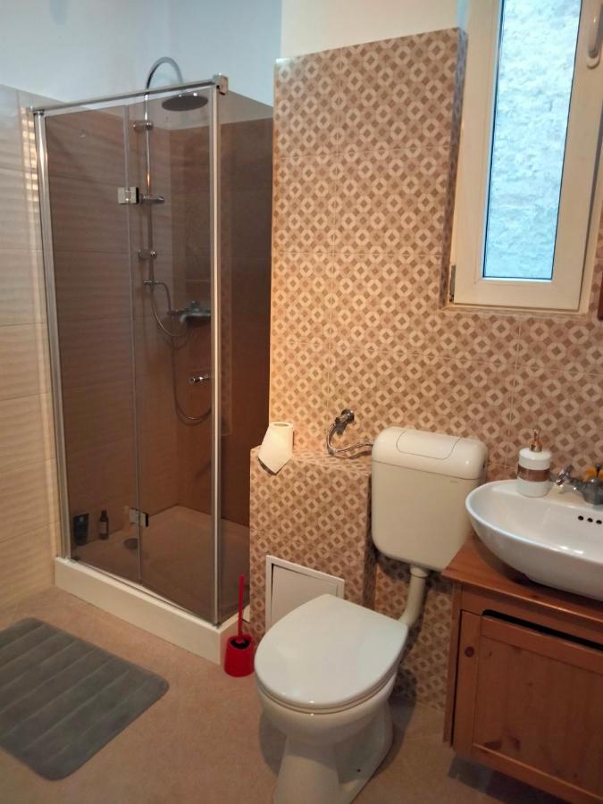 Ara Modern Apartament Apartment ออราแด ภายนอก รูปภาพ